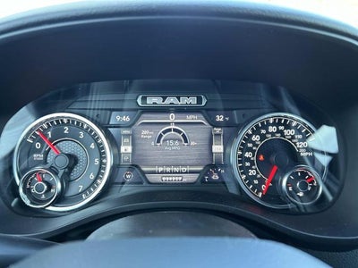 2022 RAM 1500 Big Horn 4x4 Crew Cab 5'7" Box 4WD