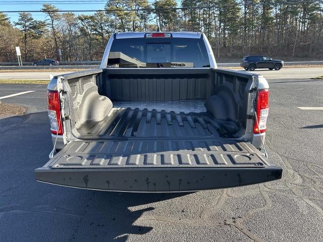2022 RAM 1500 Big Horn 4x4 Crew Cab 5'7" Box 4WD