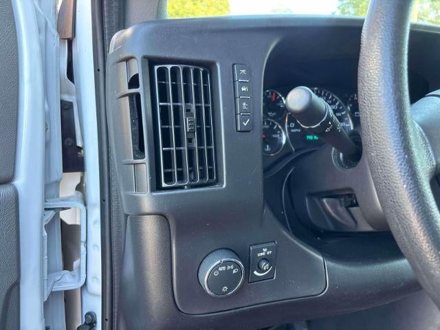 2025 Chevrolet Express Cargo Base