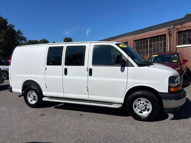 2025 Chevrolet Express Cargo Base