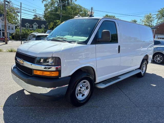 2025 Chevrolet Express Cargo Base