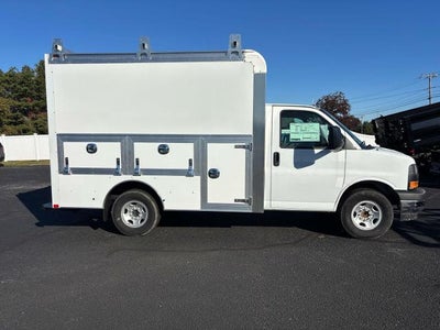 2026 GMC Savana Cutaway 3500 Base
