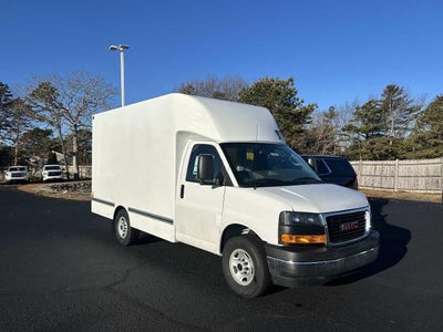 2025 GMC Savana Cutaway 3500 Base