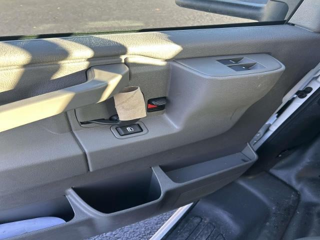 2025 GMC Savana Cutaway 3500 Base