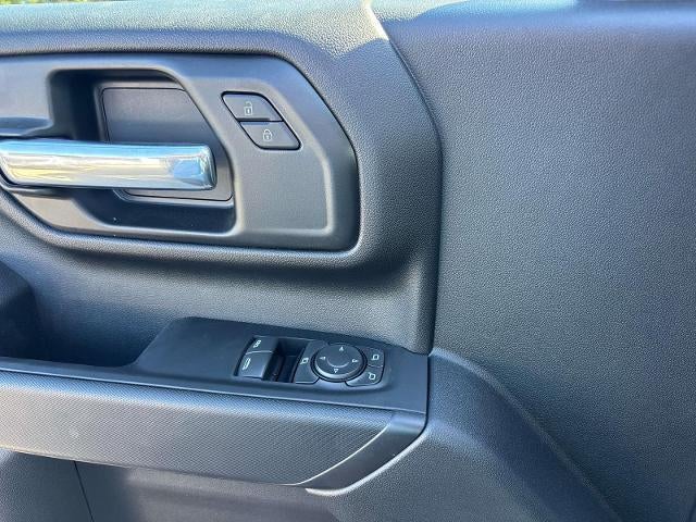 2025 GMC Sierra 3500 HD Chassis Cab Pro