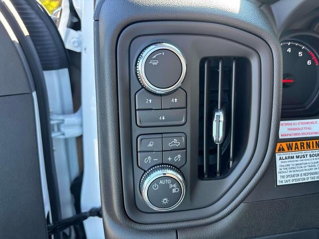 2025 GMC Sierra 3500 HD Chassis Cab Pro