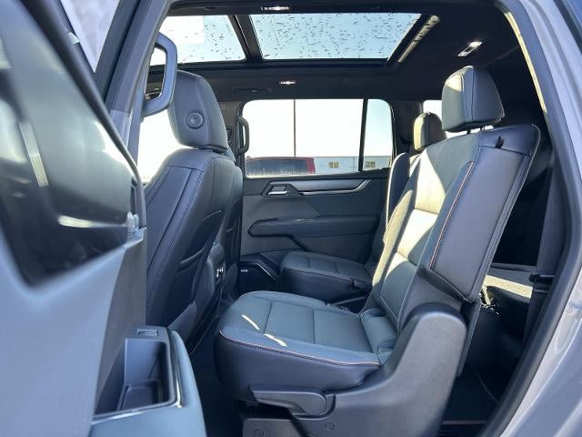 2026 GMC Acadia AWD AT4