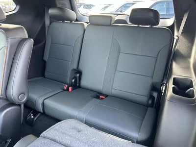 2026 GMC Acadia AWD AT4