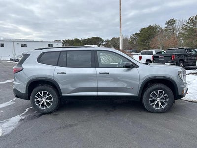 2026 GMC Acadia AWD AT4