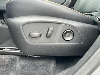 2026 GMC Acadia AWD AT4