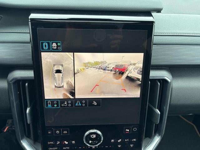 2025 GMC Acadia AWD AT4