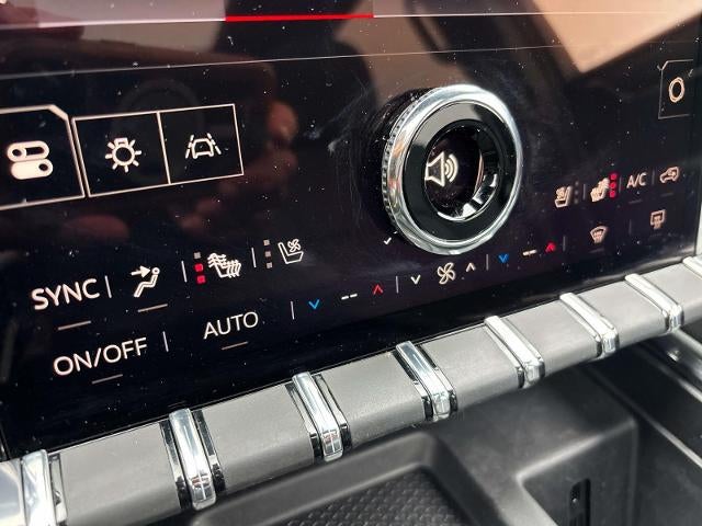 2025 GMC Acadia AWD AT4