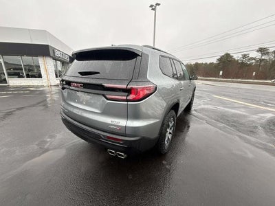 2025 GMC Acadia AWD AT4