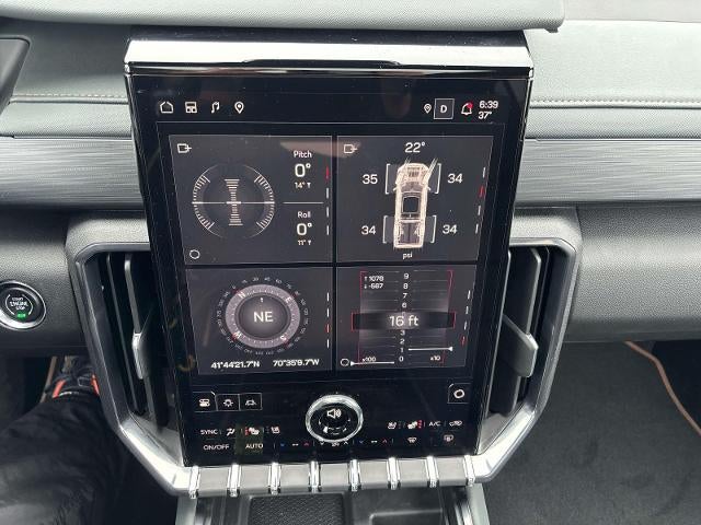 2025 GMC Acadia AWD AT4