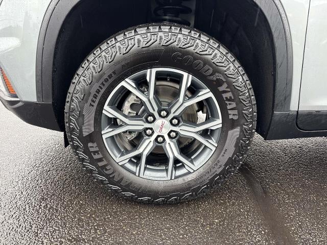 2025 GMC Acadia AWD AT4