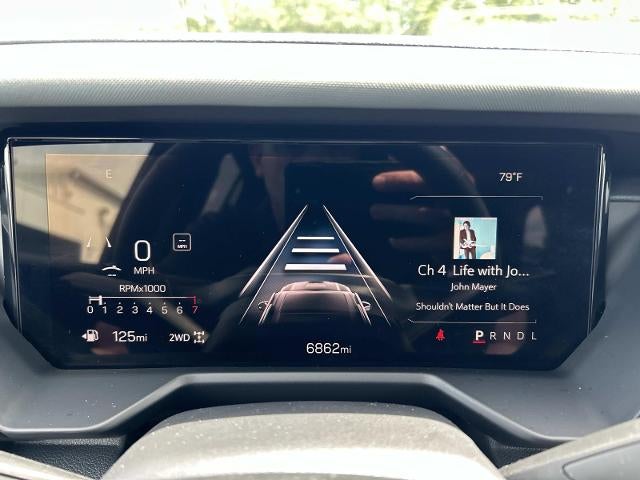2025 GMC Acadia AWD AT4