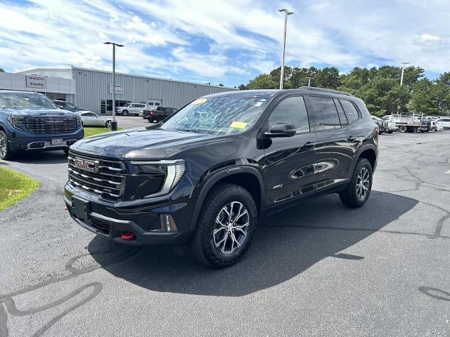 2025 GMC Acadia AWD AT4