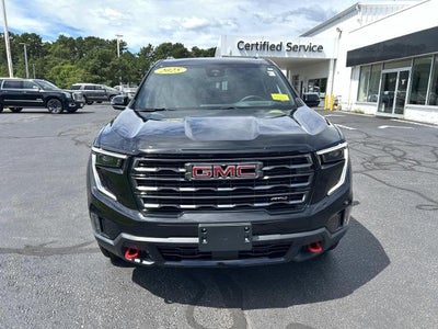 2025 GMC Acadia AWD AT4