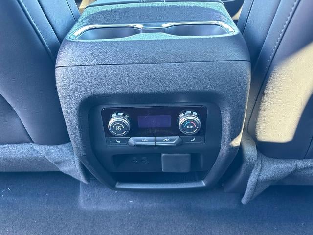 2026 GMC Acadia AWD Denali