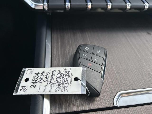 2026 GMC Acadia AWD Denali