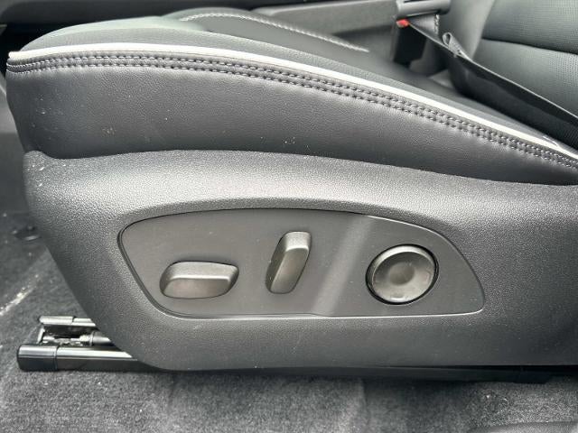 2026 GMC Acadia AWD Denali