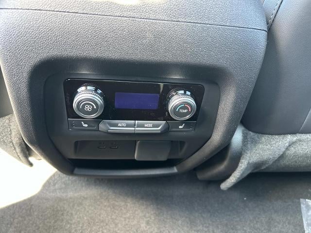 2026 GMC Acadia AWD Denali