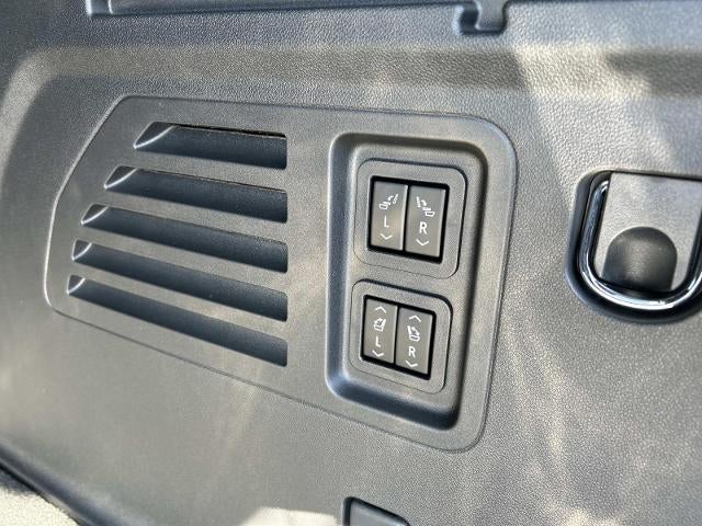 2026 GMC Acadia AWD Denali