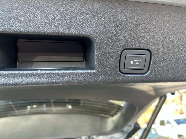 2026 GMC Acadia AWD Denali