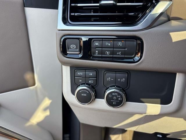 2026 GMC Yukon Denali - Photo 11