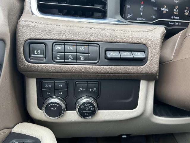 2023 GMC Yukon XL Denali