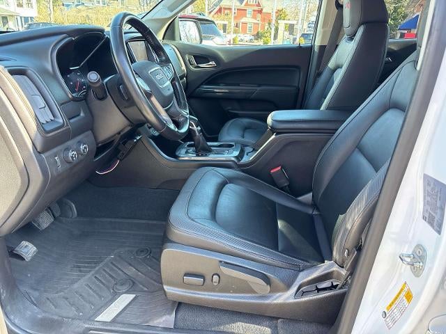2022 GMC Canyon 4WD AT4 w/Leather
