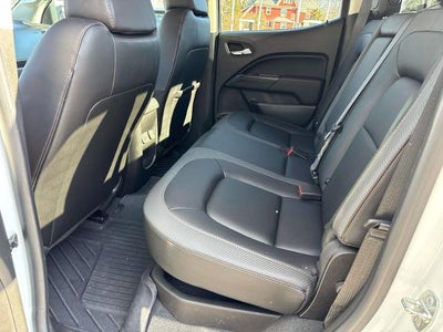 2022 GMC Canyon 4WD AT4 w/Leather