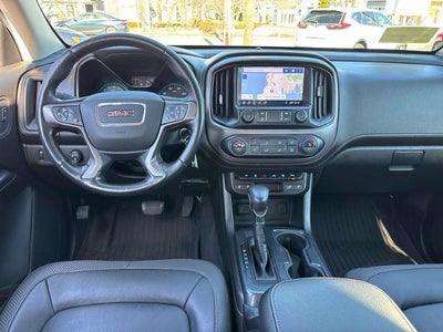 2022 GMC Canyon 4WD AT4 w/Leather