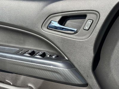 2022 GMC Canyon 4WD AT4 w/Leather