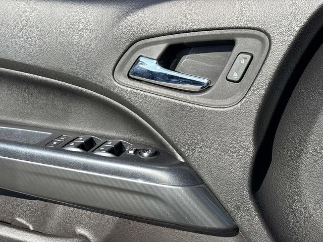 2022 GMC Canyon 4WD AT4 w/Leather