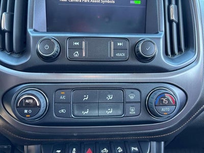 2022 GMC Canyon 4WD AT4 w/Leather