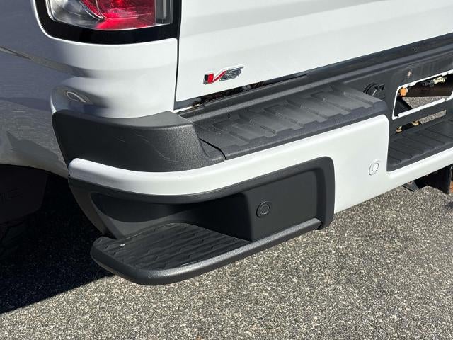 2022 GMC Canyon 4WD AT4 w/Leather