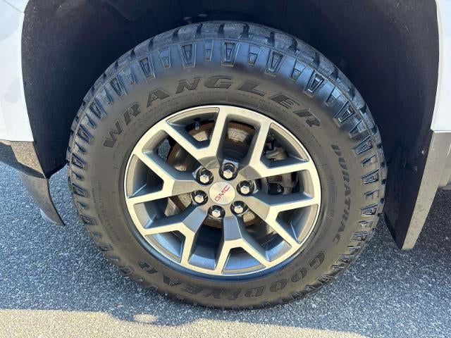 2022 GMC Canyon 4WD AT4 w/Leather