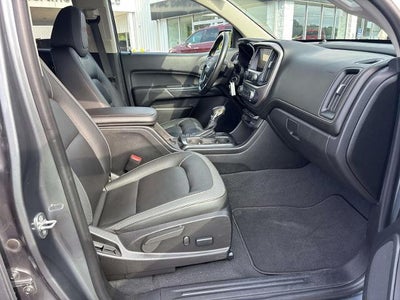 2022 GMC Canyon 4WD AT4 w/Leather