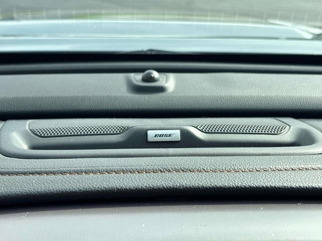 2022 GMC Canyon 4WD AT4 w/Leather