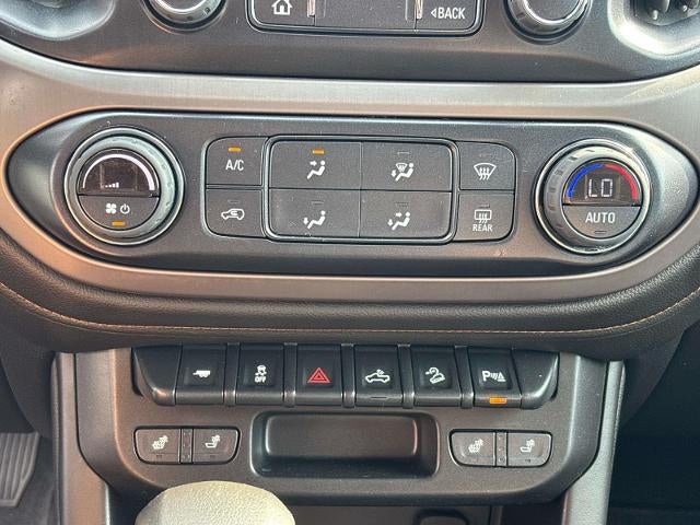 2022 GMC Canyon 4WD AT4 w/Leather
