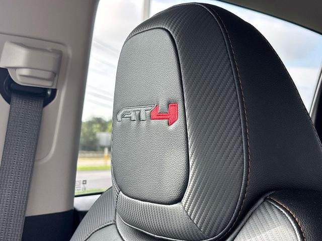 2022 GMC Canyon 4WD AT4 w/Leather