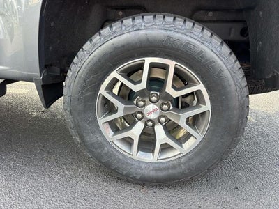 2022 GMC Canyon 4WD AT4 w/Leather