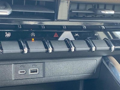 2023 GMC Canyon 4WD Denali