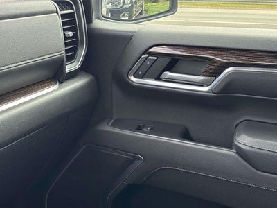 2023 GMC Sierra 1500 SLE