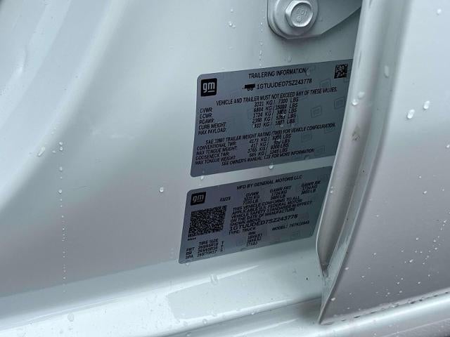 2025 GMC Sierra 1500 SLT