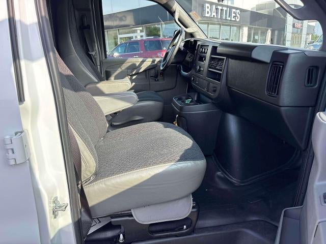 2025 GMC Savana Cargo Base