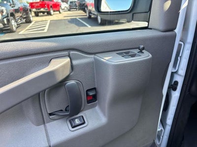 2025 GMC Savana Cargo Base