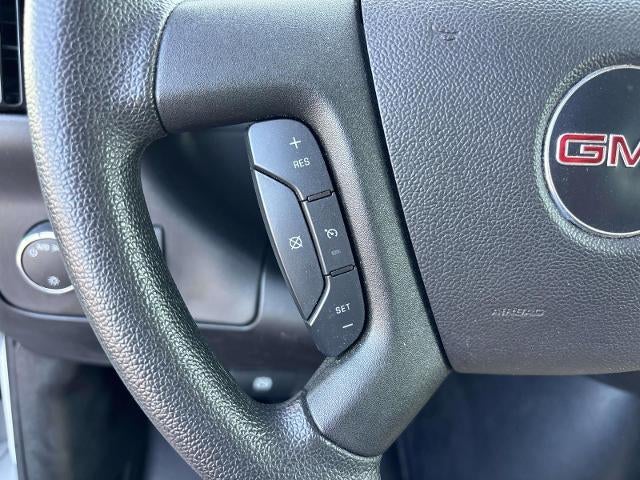 2025 GMC Savana Cargo Base