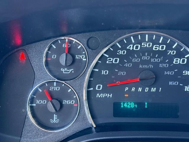 2025 GMC Savana Cargo Base
